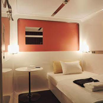 Hotel cápsula First Shinbashi Atagoyama Tóquio